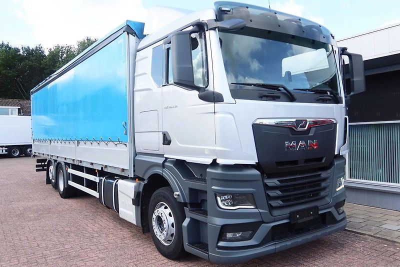 MAN TGX (2021) 26.430 6x2 shrnovačka EURO 6 - fotka 7 z 22