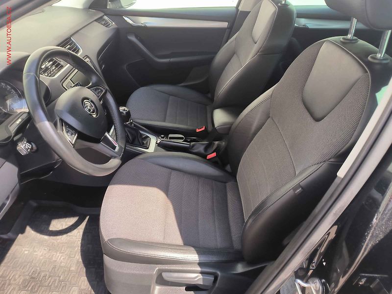 Škoda Octavia (2015) 2.0 TDi 4x4, Style, bixen - fotka 9 z 19