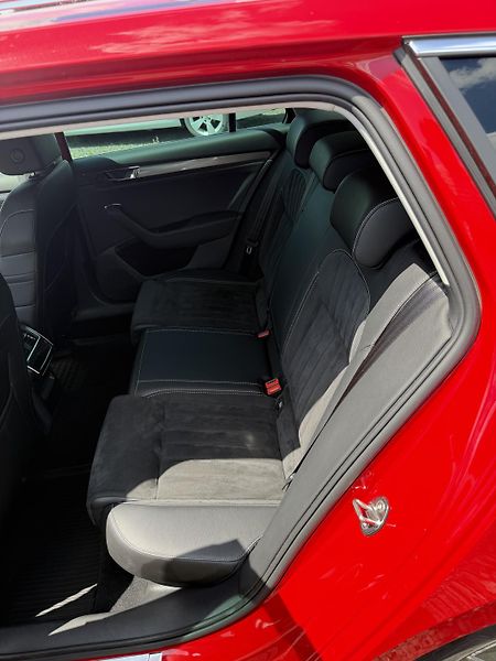 Škoda Superb (2021) Style 2,0 TDI 110 kW DSG - aut - fotka 18 z 25