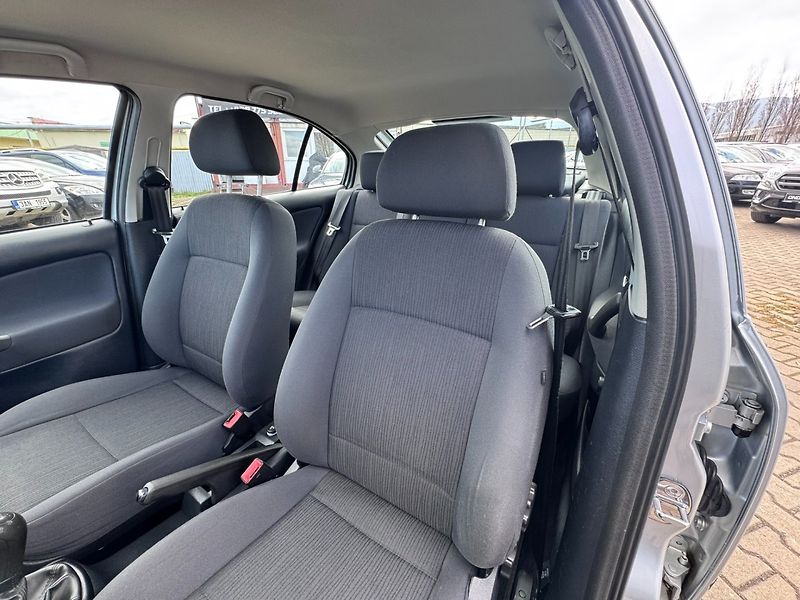 Škoda Octavia (2009) 1,4 16V 55 KW STK 1 MAJ TAŽNÉ - fotka 20 z 50