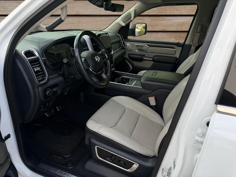 Dodge RAM (2023) +HEMI+LIMITED MAX+LIFT REVEL+ - fotka 14 z 29