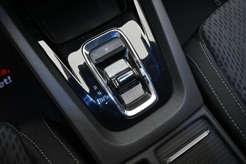 Škoda Octavia 2,0 TDI 110kW DSG Style Záruka - fotka 23 z 32
