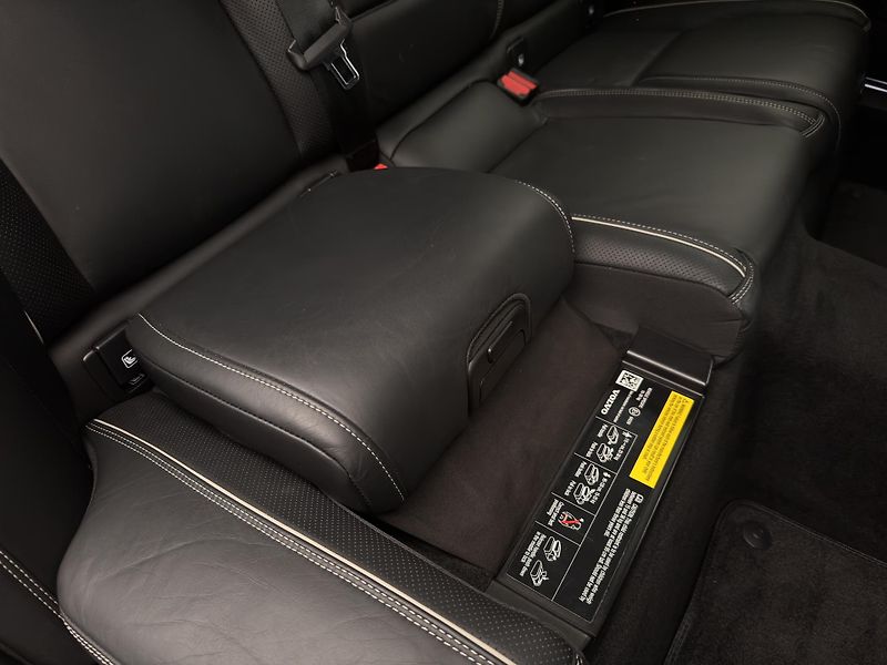 Volvo V90 B4 PLUS DARK AUT  - fotka 19 z 47