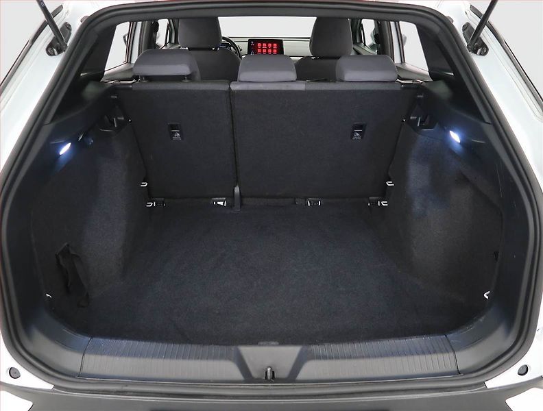 Volkswagen ID.4 (2021) Pro Perf. (82 kWh), SoH 92% - fotka 14 z 28