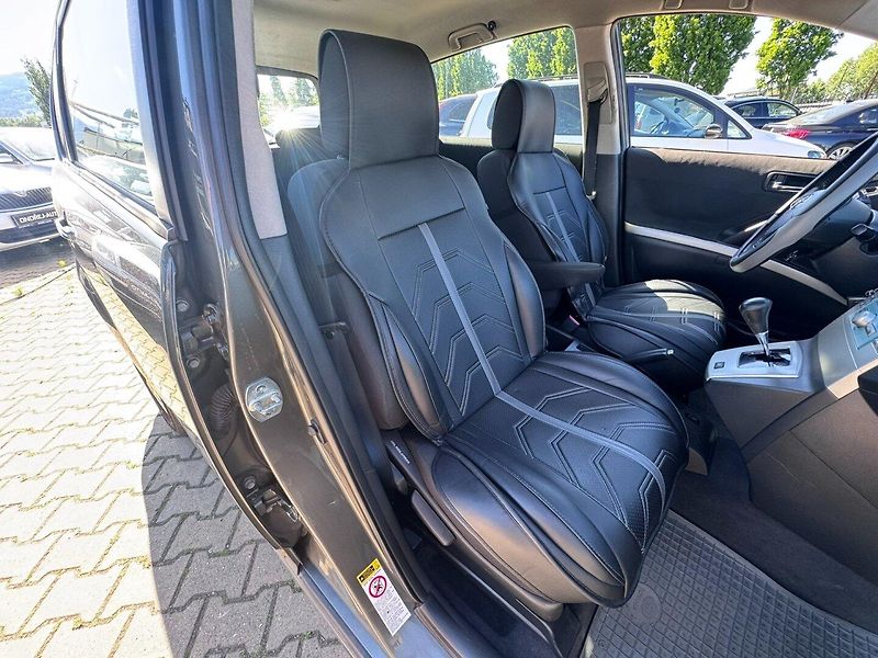 Toyota Corolla Verso (2005) AUTOMAT 1,8i VVT-i 95 KW ČR - fotka 29 z 36