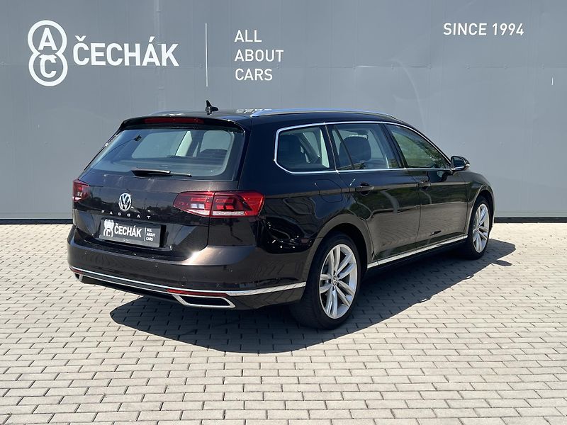 Volkswagen Passat (2020) 2.0TDi*140kW*DSG*ACC - fotka 5 z 32