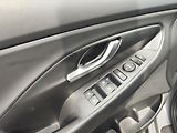Hyundai i30 1.5 T-GDi/103kW N-Line DCT - náhled 30