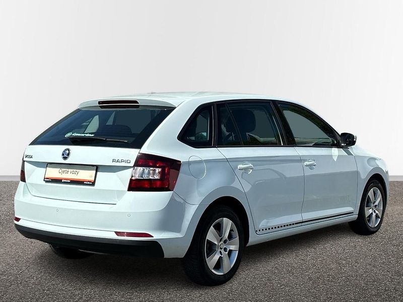 Škoda Rapid AMBITION - fotka 2 z 23