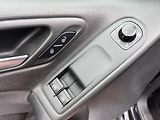 Volkswagen Golf 1.4 59KWMPI,NAVI,DVD,TZ - náhled 32