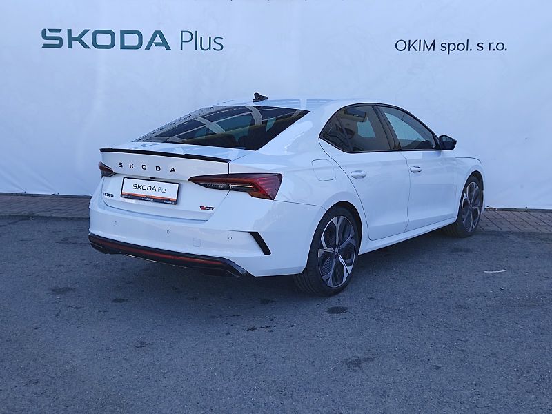 Škoda Octavia (2025) RS 2,0 Tsi 195 Kw DSG - fotka 2 z 40