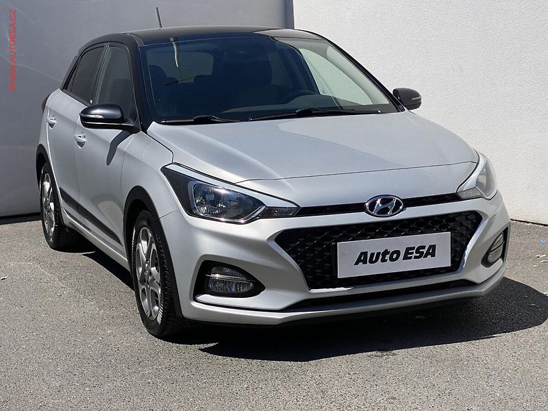 Hyundai i20 (2019) 1.0 T-GDi, YES! navi, kamera - fotka 1 z 17