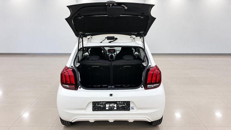 Peugeot 108 (2016) - fotka 8 z 23