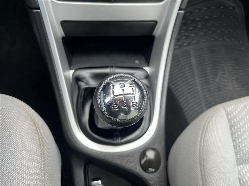 Peugeot 307 1,4 i KLIMA STK 1/28 - fotka 19 z 28
