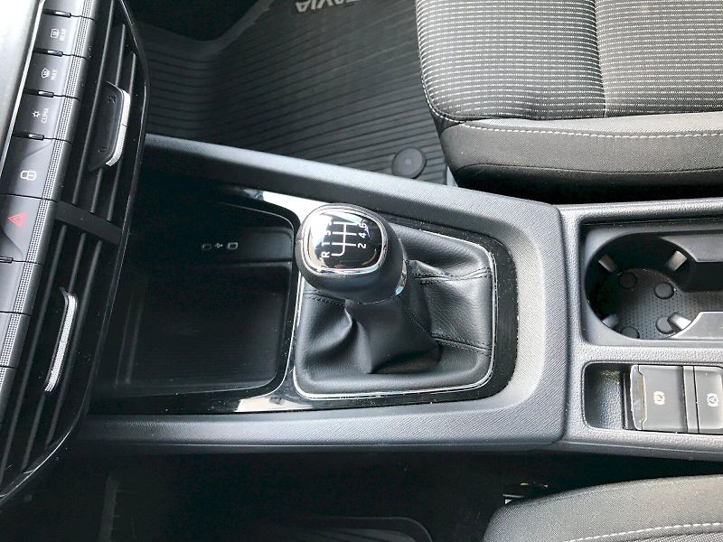 Škoda Octavia (2023) COM AMB TD 110/2.0 M6F - fotka 24 z 24