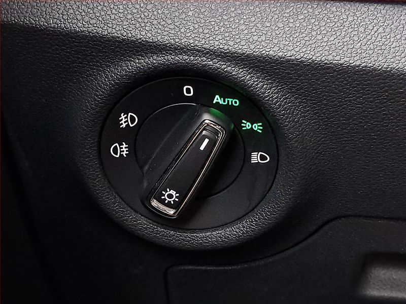 Škoda Scala (2023) Style 1.0 TSI, Automat, ČR - fotka 17 z 18