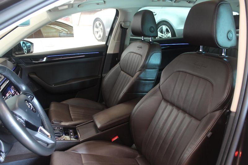 Škoda Superb (2017) 2.0TDI DSG 4x4 L&K  - fotka 17 z 41