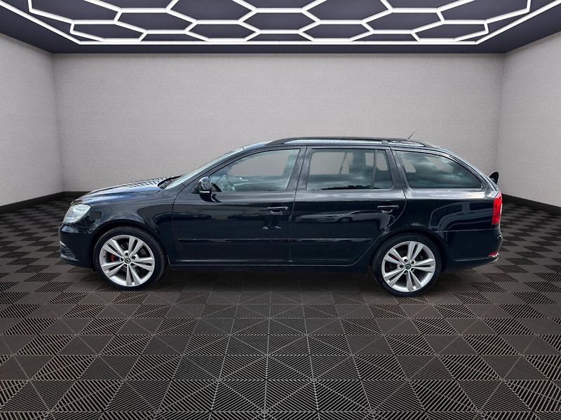 Škoda Octavia (2010) RS 2,0TFSI 147KW - fotka 4 z 32