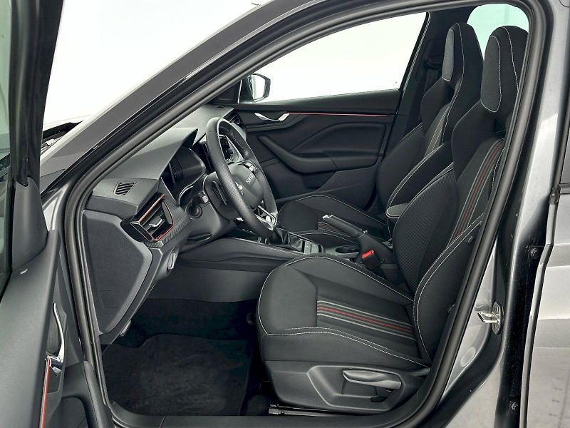 Škoda Kamiq (2025) DSG 1.0TSI 85kW Monte Carlo - fotka 7 z 33