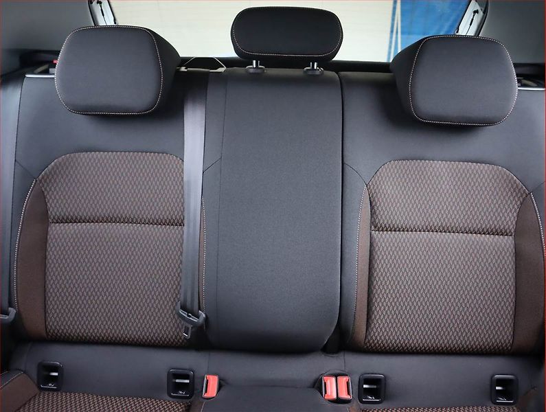 Škoda Fabia (2023) 1.0 TSI, Serv.kniha, Tempomat - fotka 10 z 23