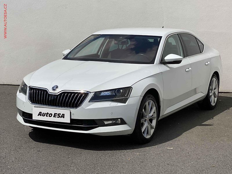 Škoda Superb (2019) 2.0 TDi, 2.maj,ČR, DSG - fotka 3 z 19