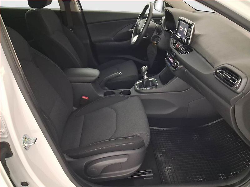 Hyundai i30 (2021) 1.0 T-GDI, Serv.kniha - fotka 9 z 18