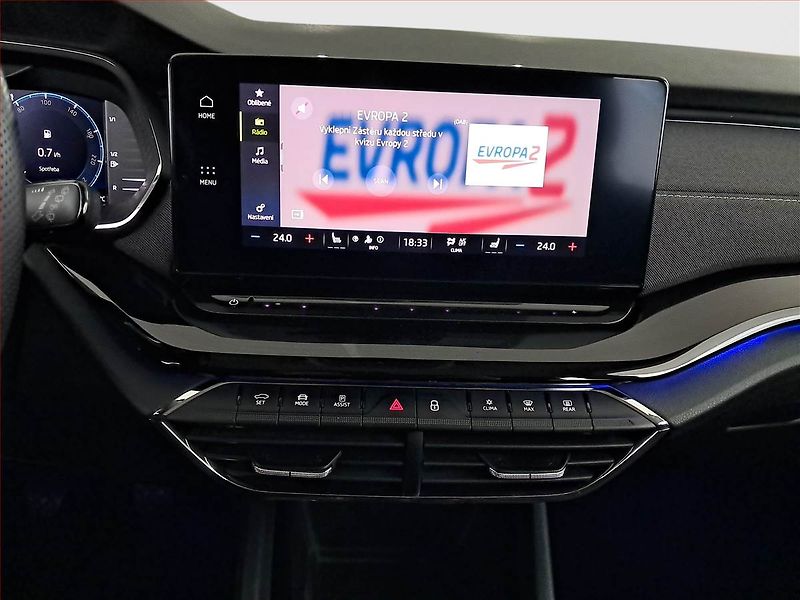 Škoda Octavia (2021) 2.0 TDI, Serv.kniha, Tempomat - fotka 12 z 20