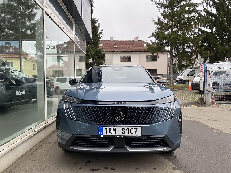 Peugeot 3008 (2026) GT Hybrid 145 e-DCS6 - fotka 2 z 17