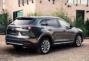 Mazda CX-9.