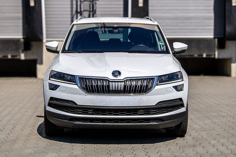 Škoda Karoq 2.0 TDi DSG 4x4 Style Plus Web - fotka 2 z 27