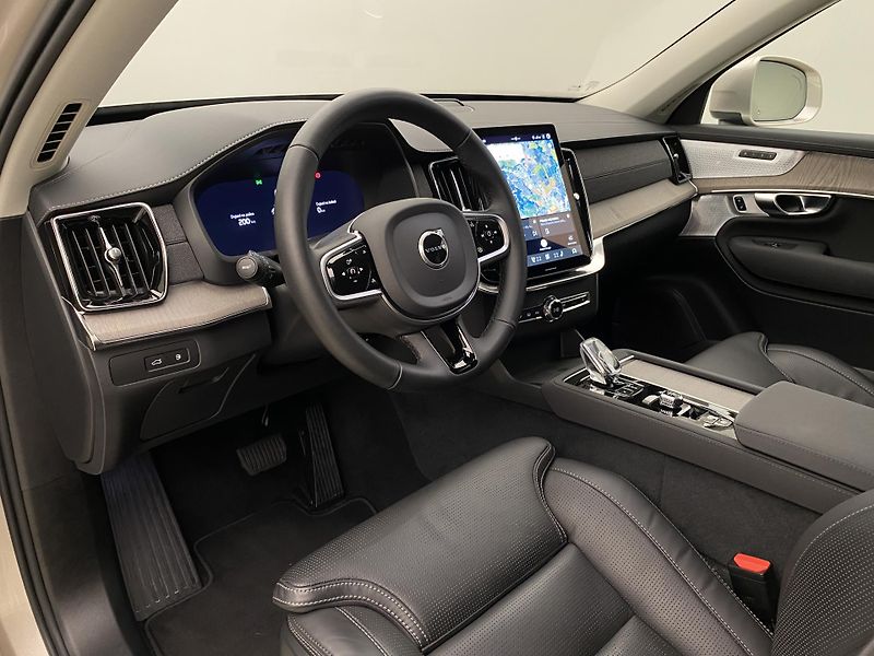 Volvo XC90 T8 AWD RECHARGE BRIGHT PLUS 7m - fotka 4 z 67