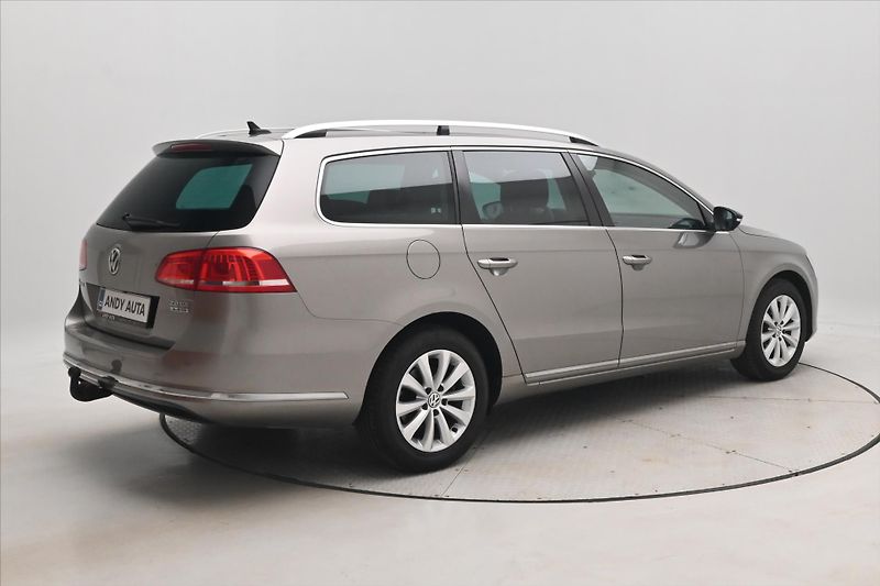 Volkswagen Passat 2,0 TDI 103kW Business Edition - fotka 5 z 31