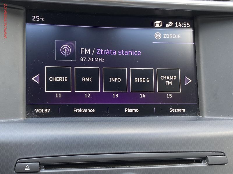 DS Automobiles DS4 (2018) 1.2PT, AC, navi, park.asist - fotka 16 z 18