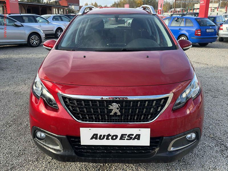 Peugeot 2008 (2018) 1.2PT, 2.maj,ČR, autoAC - fotka 2 z 21