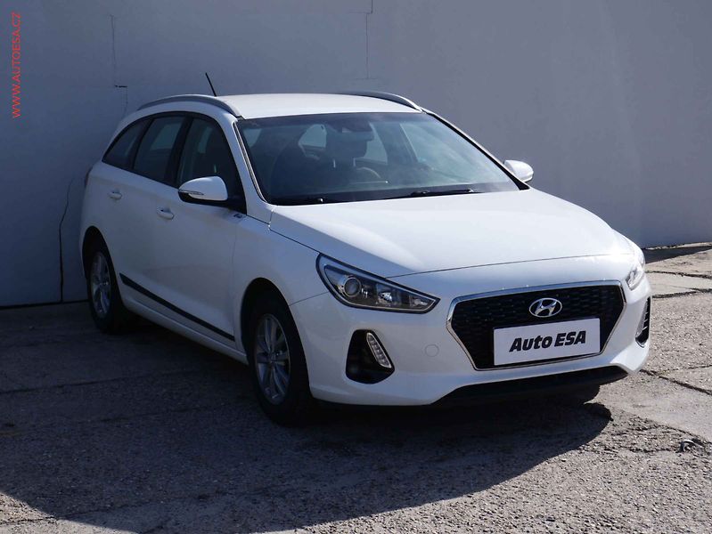 Hyundai i30 (2018) 1.0 T-GDI, ČR, STK3/28, AC - fotografie inzerátu