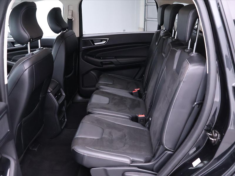 Ford S-MAX 2,0 TDCi 110kW Aut. Titanium - fotka 13 z 28