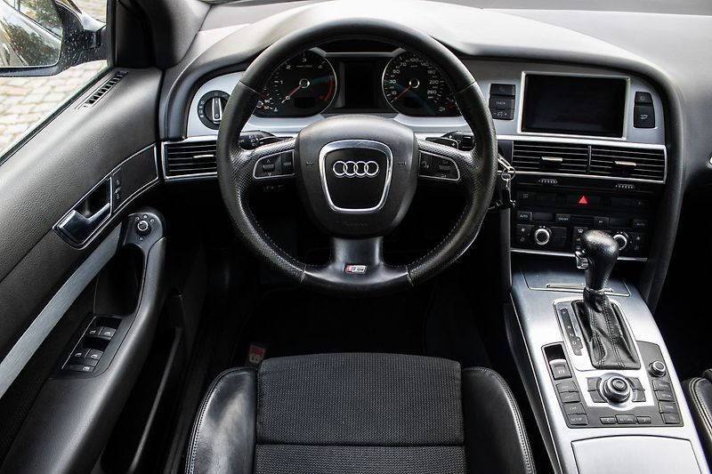 Audi A6 - fotka 17 z 23