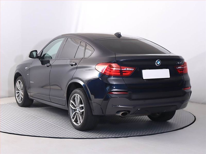 BMW X4 (2017) xDrive20d - fotka 4 z 22