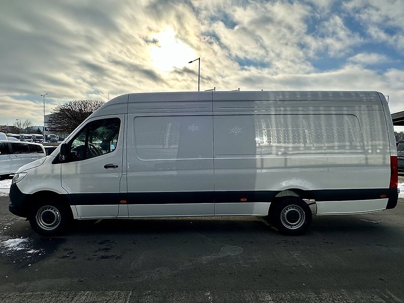 Mercedes-Benz Sprinter (2025) 317 KAWA Pro XL - fotka 4 z 26