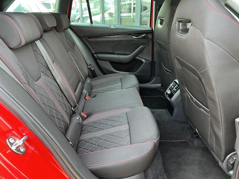 Škoda Octavia RS 2.0TDi 147kw 4x4 DSG LED - fotka 38 z 53
