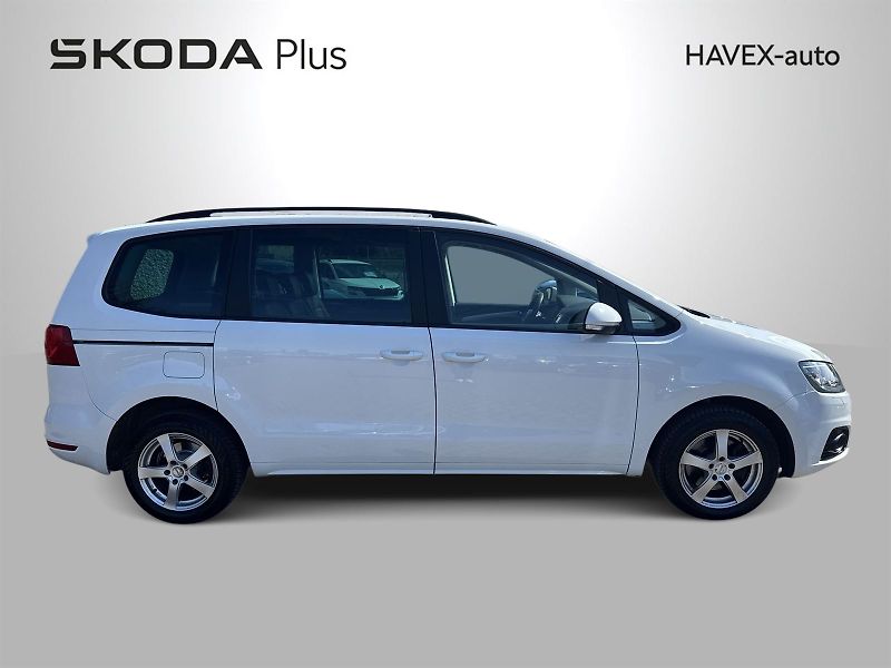 Seat Alhambra (2014) 2.0 TDI DSG Style - fotka 29 z 31