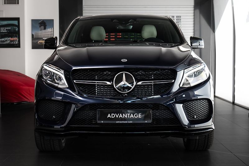 Mercedes-Benz GLE d 4MATIC AMG - fotka 2 z 25