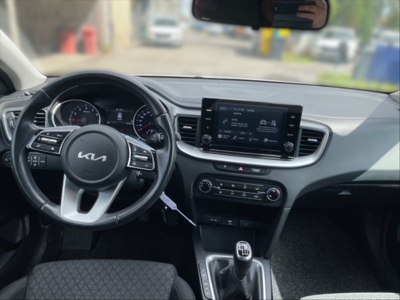 Kia Ceed 1,0 T-GDI 88 Fresh - fotka 9 z 11