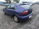 Seat Leon TDI66KW,KRÁSNÝ,110KM, SERVISKA - náhled 4