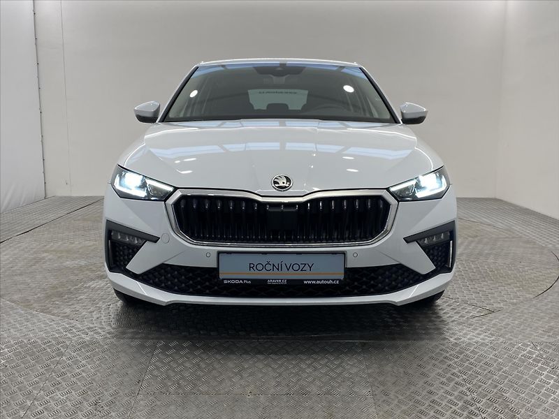 Škoda Scala 1,0 TSI 85kW Top Selection - fotka 4 z 25