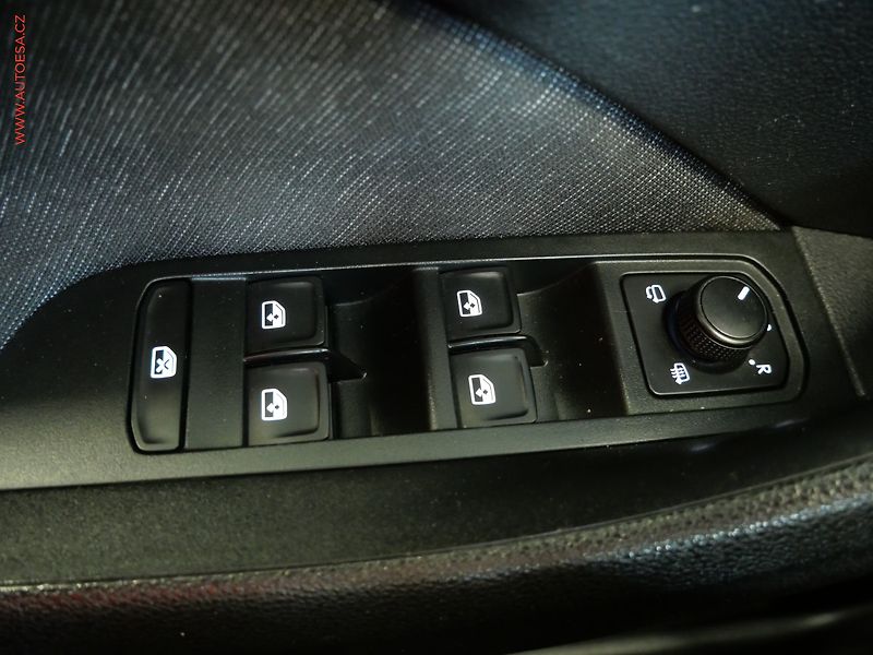 Škoda Scala (2023) 1.0 TSi, 2.maj,ČR, Style - fotka 14 z 24