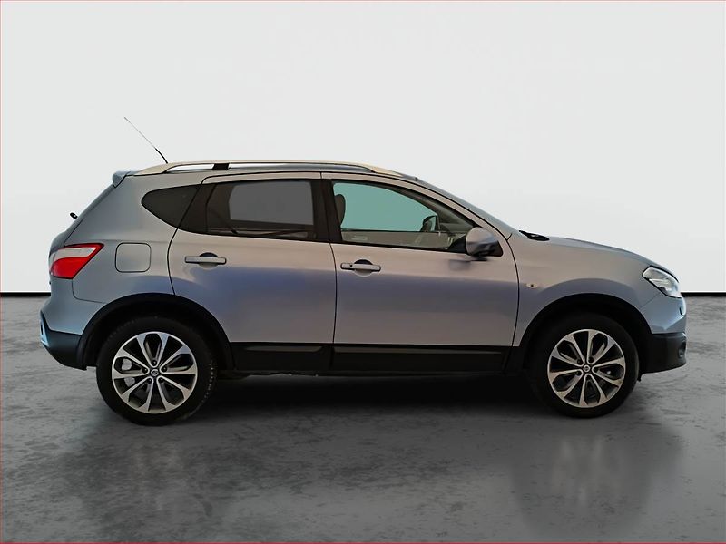 Nissan Qashqai (2013) 1.6 dCi, 4X4, Serv.kniha - fotka 6 z 20