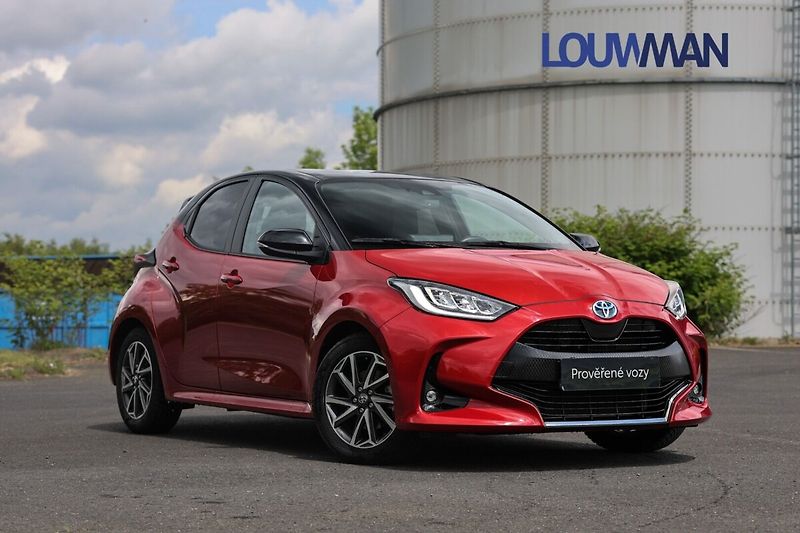 Toyota Yaris SELECTION STYLE - fotka 16 z 20