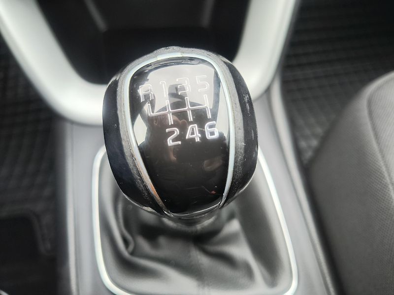 Kia Ceed (2013) 1.6 GDI 99KW/VYHŘ.VOLANT+SEDAD - fotka 35 z 49