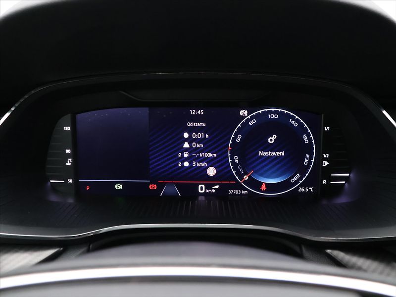 Škoda Octavia 2,0 TSI 180kW DSG RS CZ DPH - fotka 18 z 41