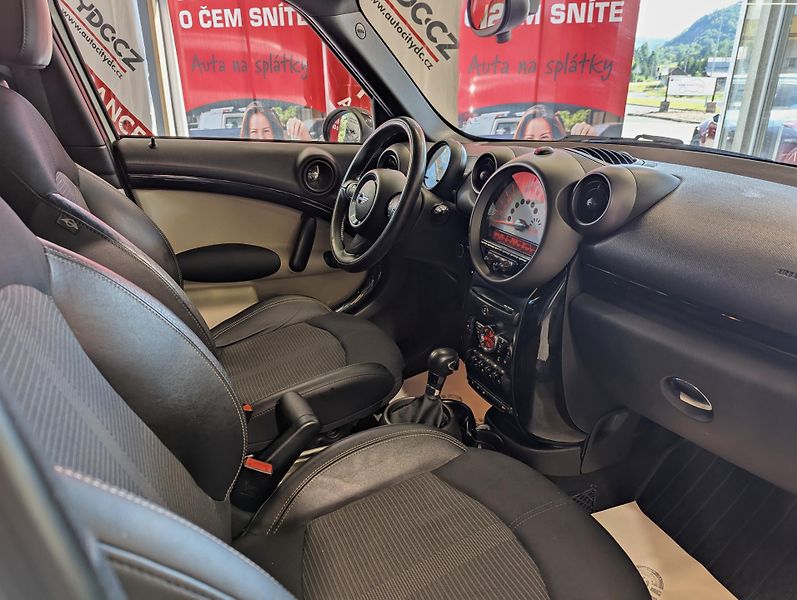Mini Countryman 2.0 D A/T PDC, TEMPOMAT, KLIMA - fotka 8 z 22